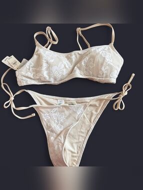 Aerie Cream and White Floral Mesh Lace Tie-Side Bikini Set
